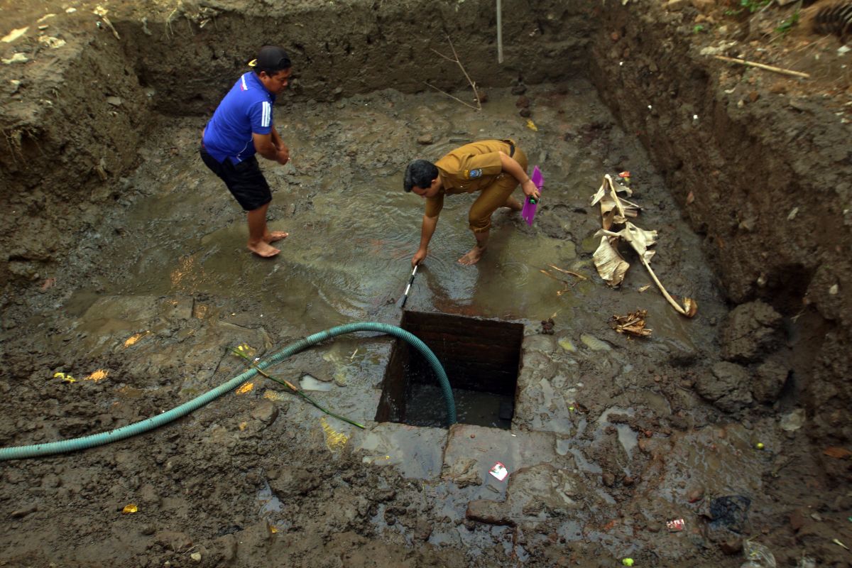 Trenggalek Government Identifies Ancient Brick Structure in Kamulan