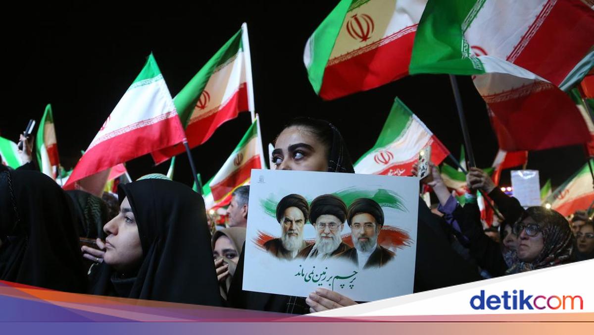 Iran Faces Deep Distrust of US Despite Peace Agreement