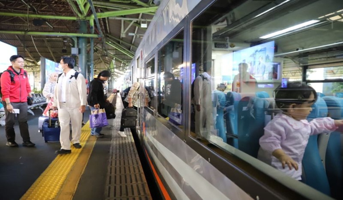 KAI Launches Pandalungan 2 Train for Gambir-Jember Route, Offers 30% Ticket Discount