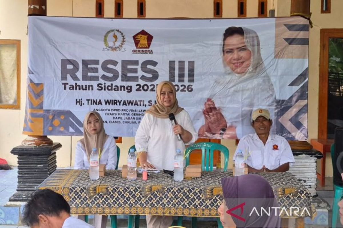 West Java Legislator Says Data Validation Key to Sekolah Maung Success
