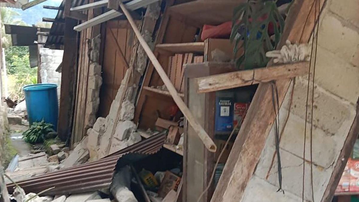BNPB Assesses Damage After M6.7 Earthquake Shakes Central Sulawesi