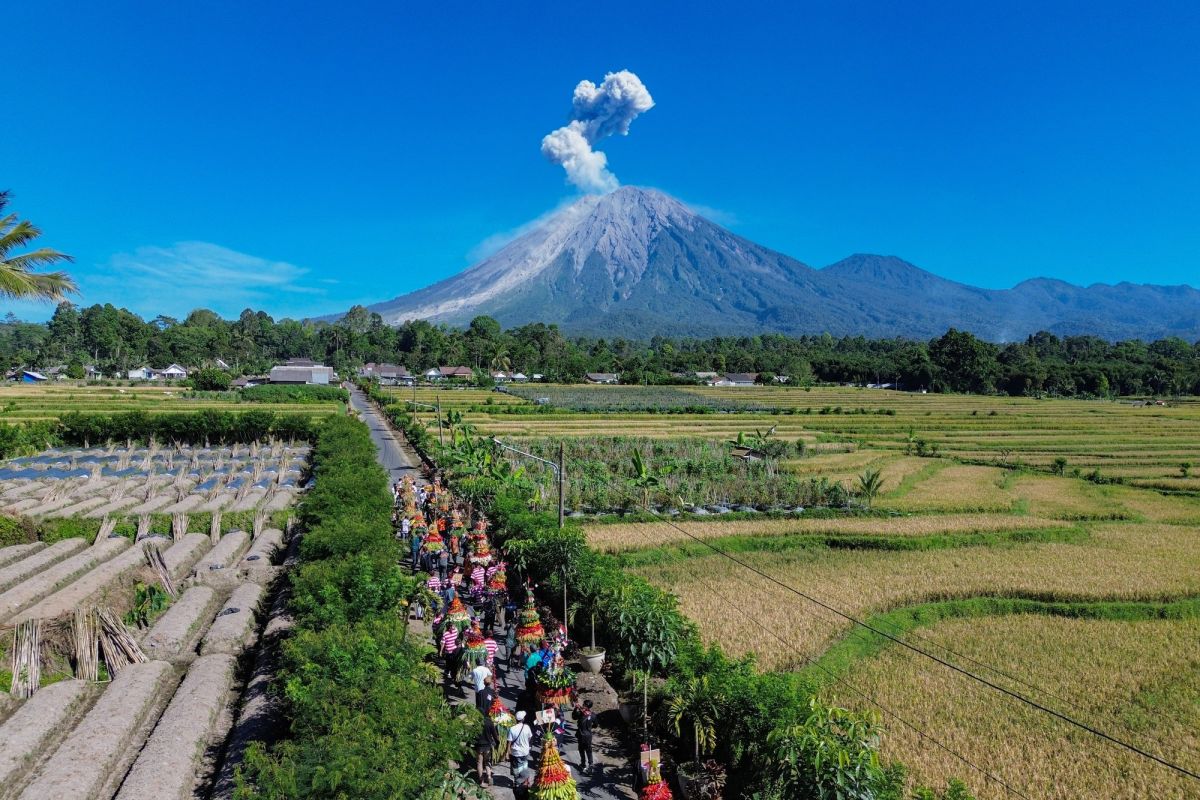 Mount Semeru recorded as Indonesia's most active volcano in 2026 with 1,263 eruptions