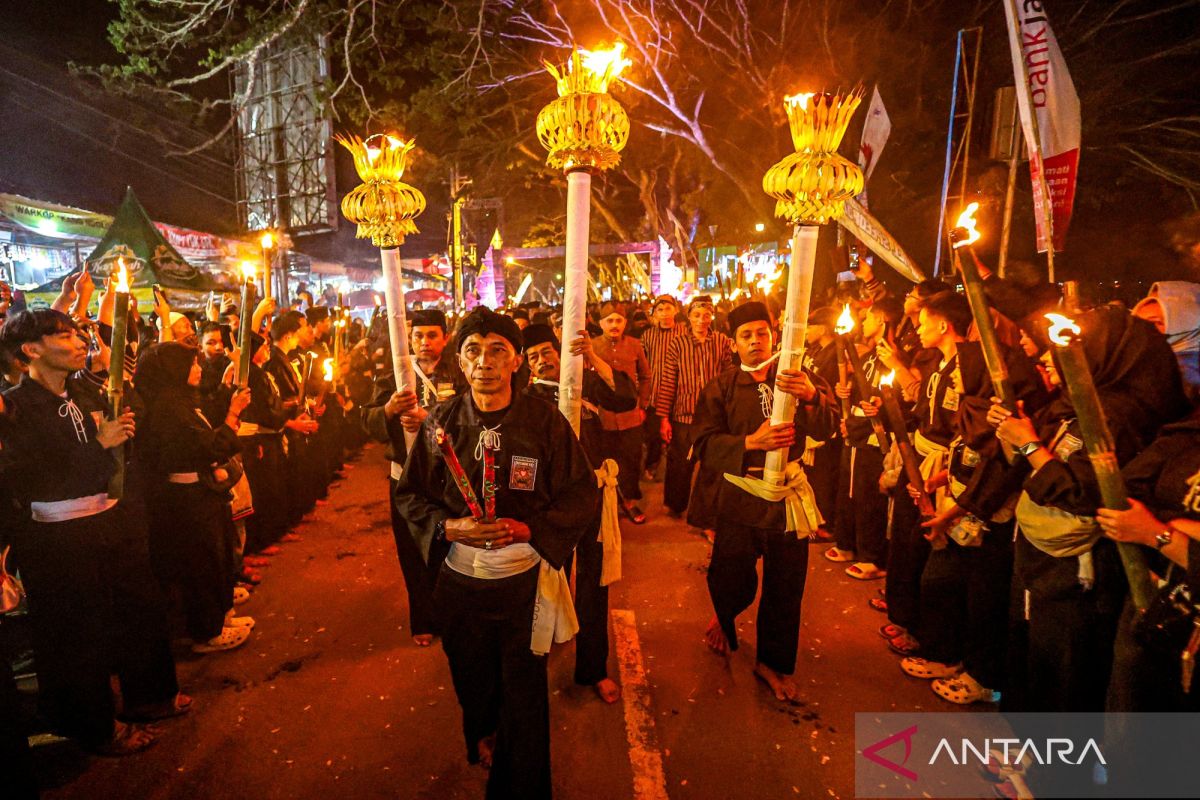The Night of Suro and the Dialogue of Civilisations