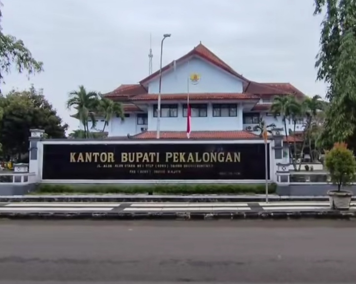 KPK to Re-examine 23 Pekalongan Civil Servants in Fadia Arafiq Corruption Case