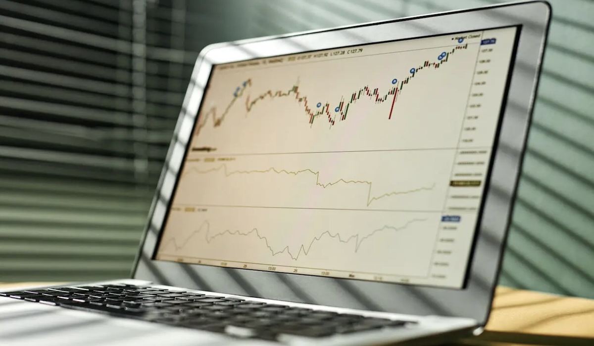 Danantara Bonds Oversubscribed Threefold, Reflecting Financial Market Confidence