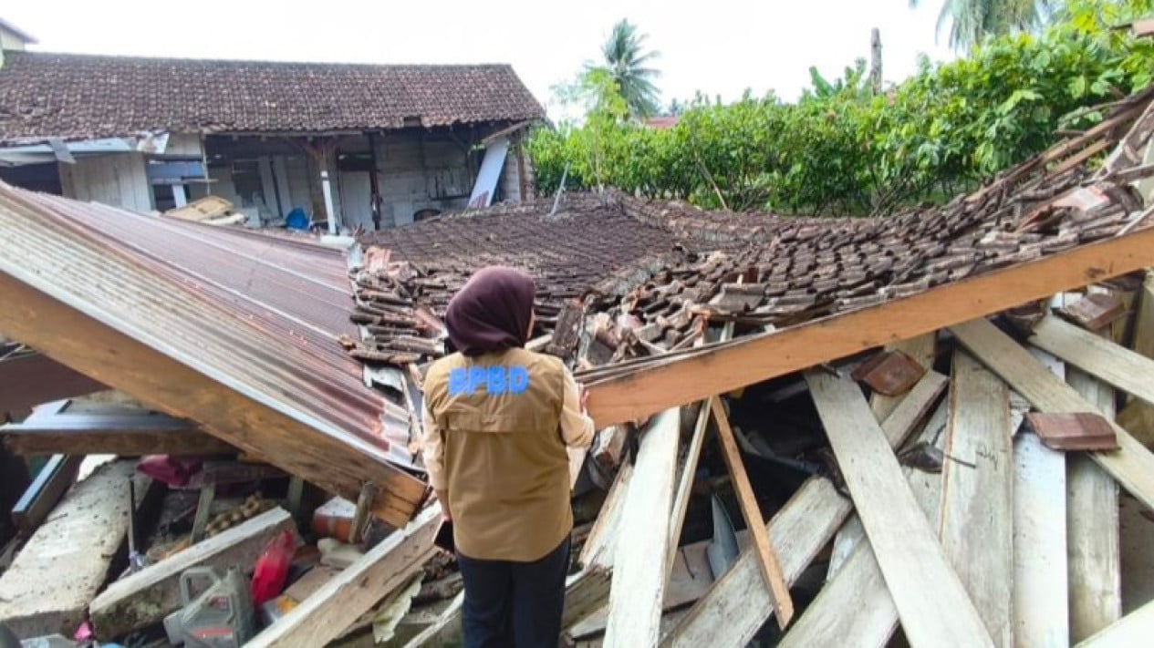 15 Homes Damaged in Parigi Regency Following M6.7 Central Sulawesi Earthquake