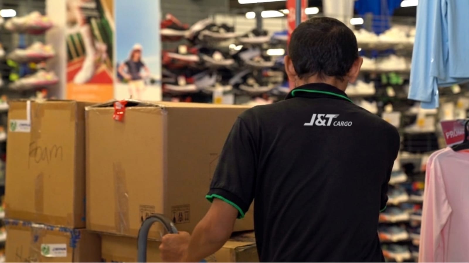 Circular Economy Collaboration Manages Retail Waste