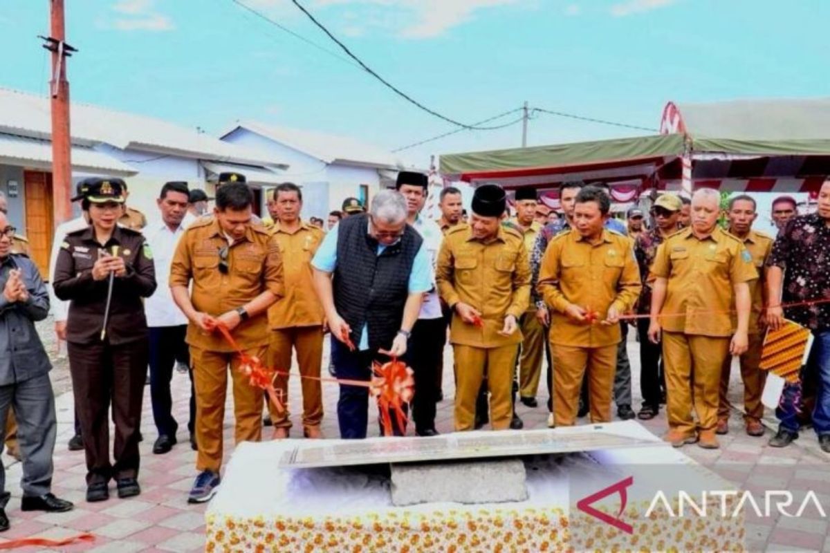 Indonesia pushes coastal slum upgrades for sustainable development