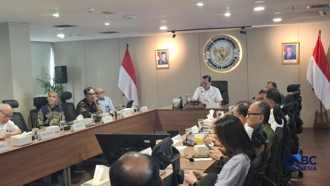 Social Aid Digitalisation Pilot in 42 Regions Awaits Prabowo's Directive