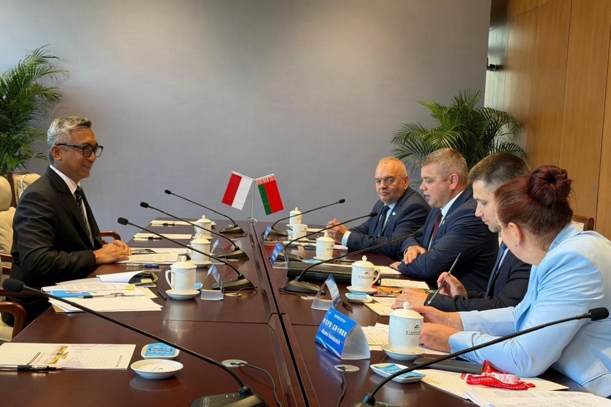 Industry Ministry Strengthens Manufacturing Cooperation Between Indonesia and Belarus