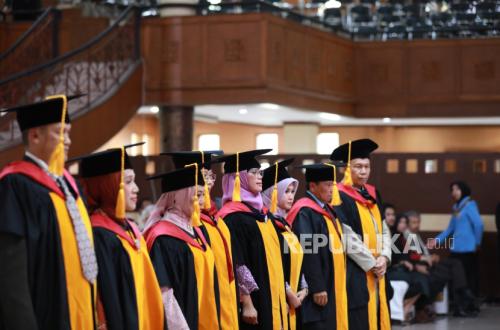Eligible Professors and National Competitiveness Amidst the Nation
