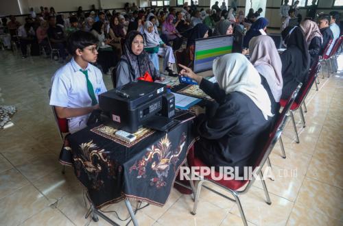 Private Schools Feel Excluded, Deem West Java's 2026 SPMB Chaotic and Overly Complicated