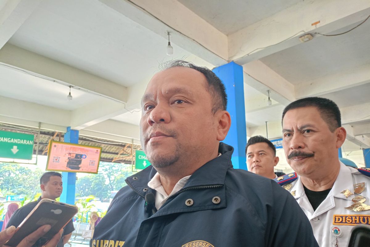 National Police Target Distribution of 10,000 Social Aid Packages for Anniversary