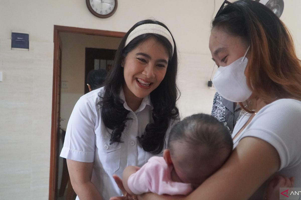 Deputy Minister Ensures Optimal Postpartum Family Planning Services in Denpasar
