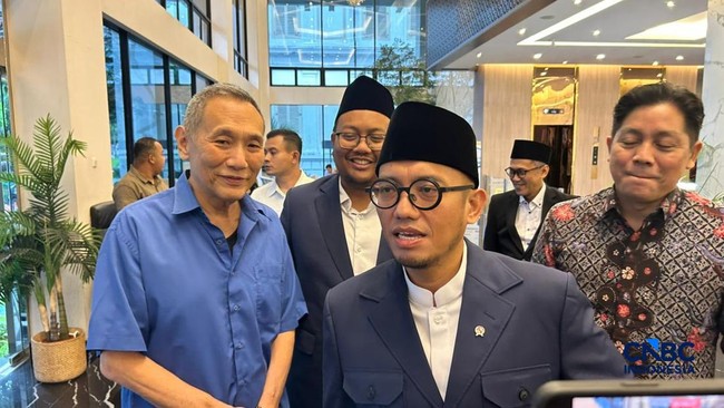 Deputy Minister Dahnil Brings 20 Notes on 2026 Hajj Implementation to Prabowo