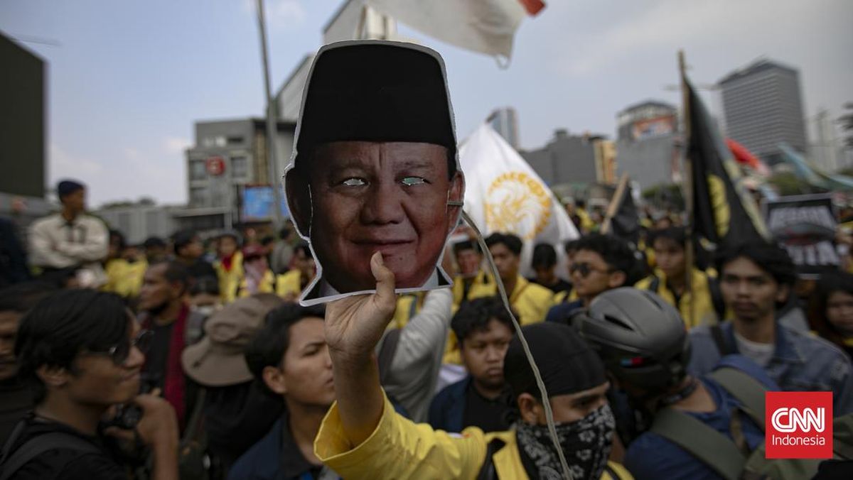 Andi Widjajanto Allegedly Joins Student Protest at HI Roundabout, PDIP Responds