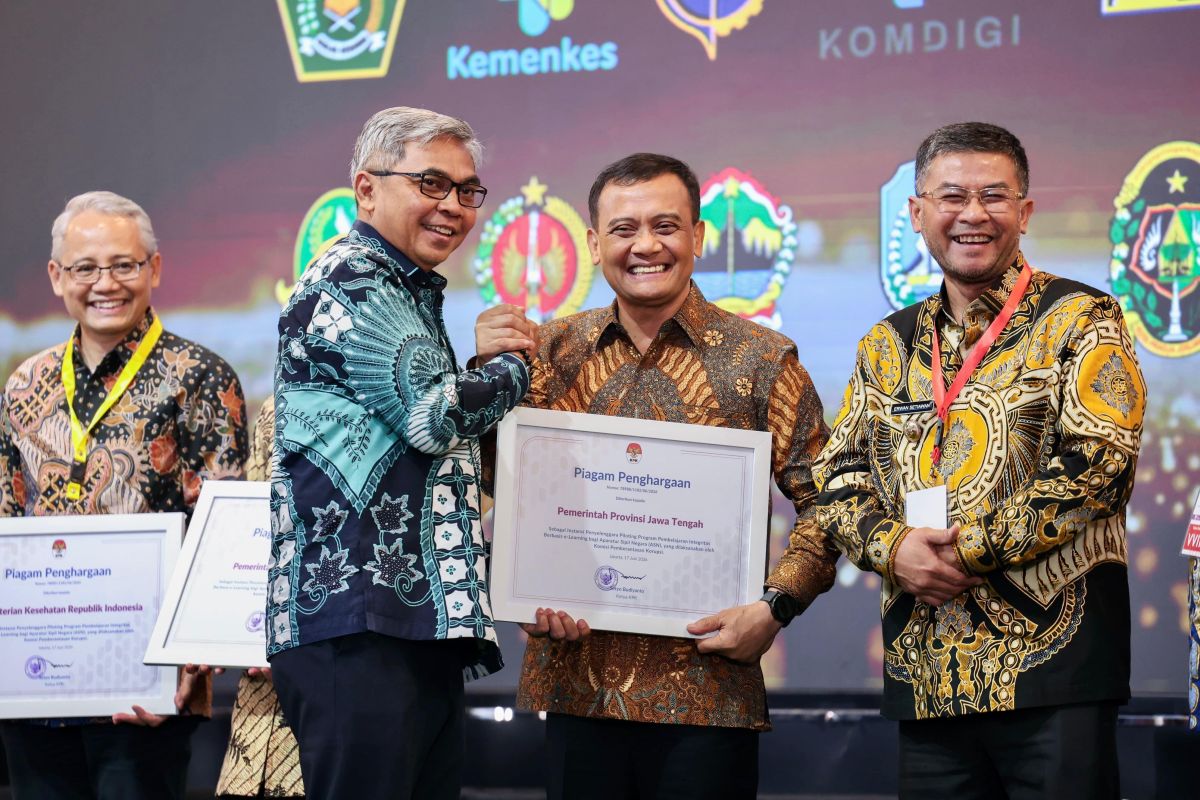 Central Java Provincial Government Wins KPK Award for Integrity E-Learning for Civil Servants