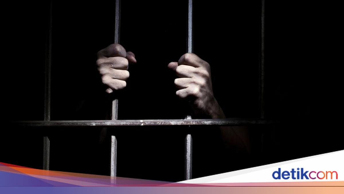 Son of Former Sri Lankan President Arrested on Corruption Charges