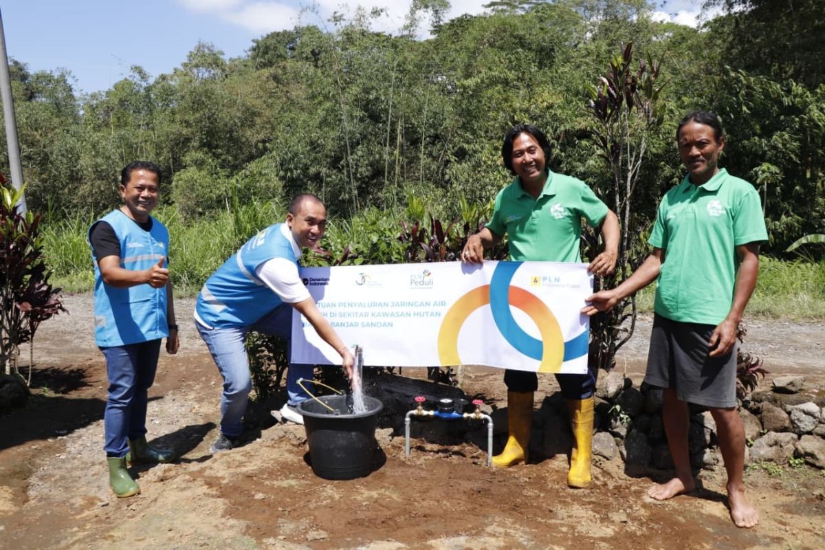 PLN IP Bali conserves forest through Pesraman Agung programme