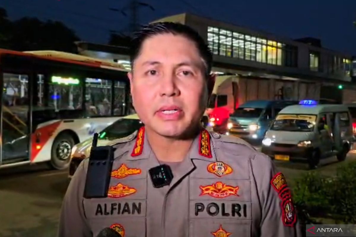 Traffic on Jalan Mayjen Sutoyo Returns to Normal After UKI Student Protest