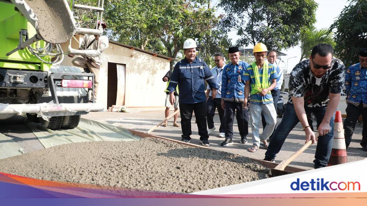 Budget Efficiency: Serang City Government Utilises CSR for Road Repairs