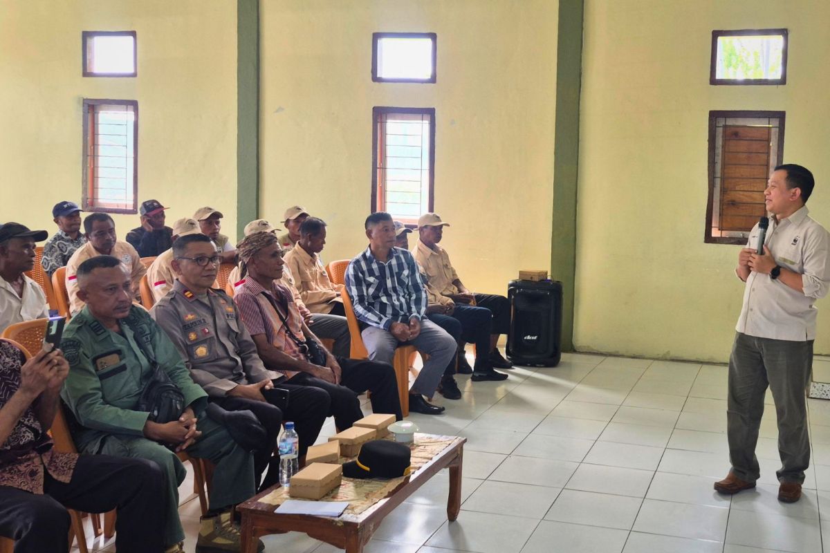 WWF Indonesia Strengthens Leatherback Turtle Conservation in Buru Through TFCCA