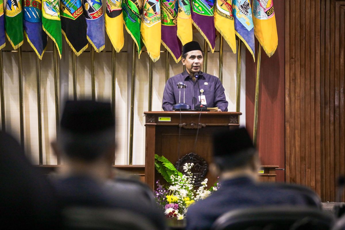Central Java Government and Council Prepare Regulation to Protect Informal Workers