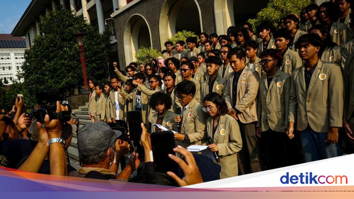 UGM Students Explain Why They Stormed Discussion Event: 'Take Officials to the Street'