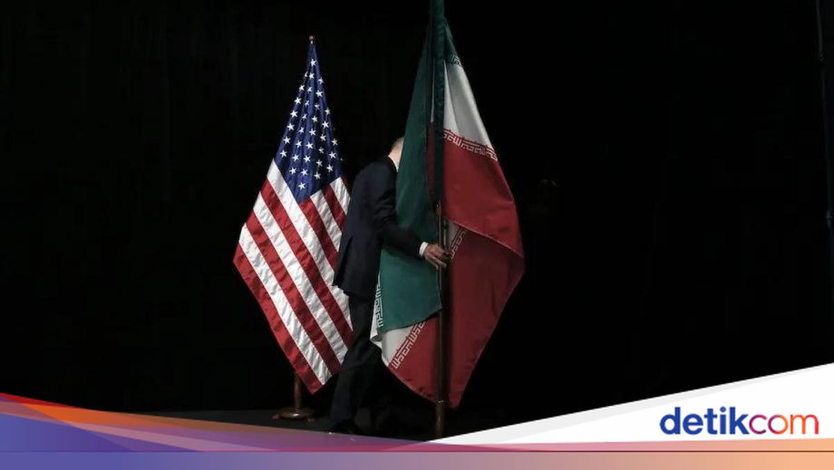 US-Iran Peace Memorandum Signed in English and Farsi