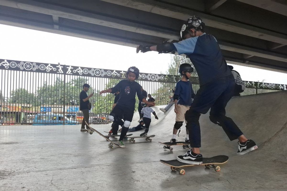 Forging mental resilience with a skateboard