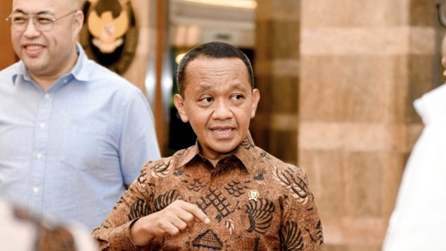 Energy Minister Bahlil Makes Surprise Visit to Coordinating Minister Airlangga's Office