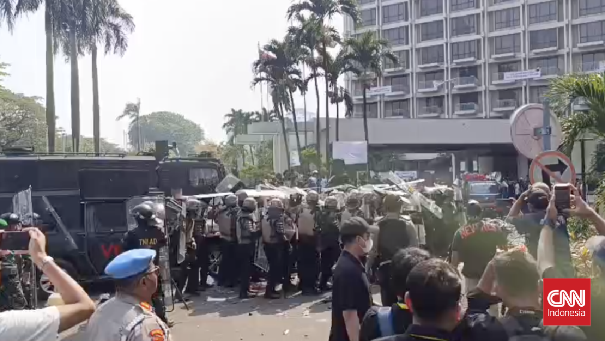 Polda Metro: 29 Injured During Hotel Sultan Land Execution