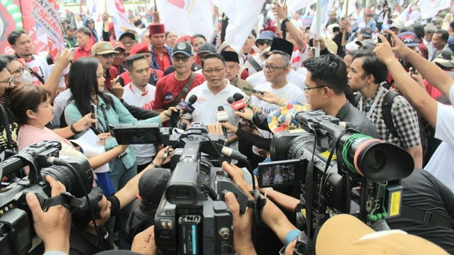 4,000 Nike Factory Workers in Bandung Furloughed Due to Raw Material Delays