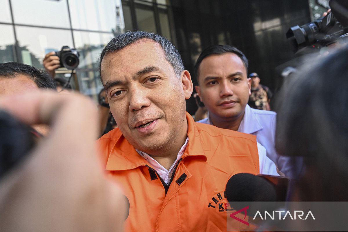 KPK examines eight West Jakarta Immigration employees to probe extortion