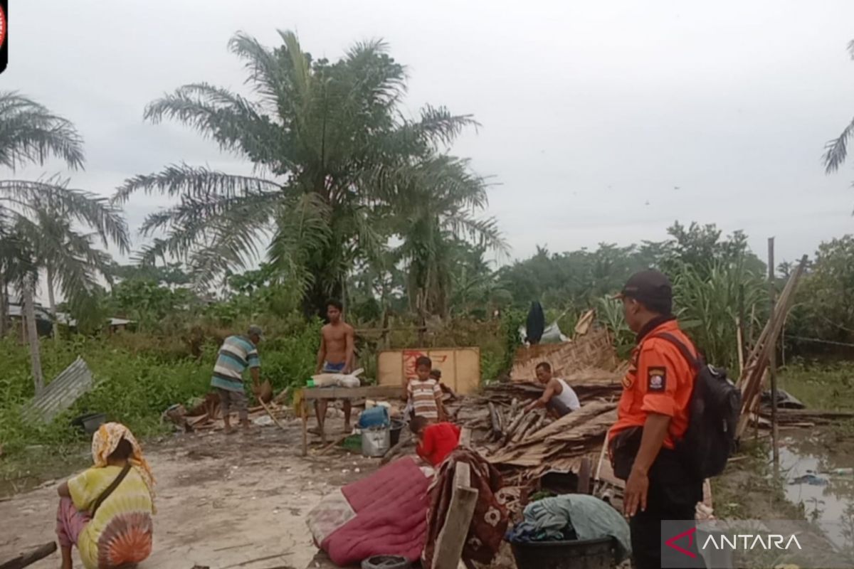 BNPB Stresses Intensive Coordination for Flood and Tornado Response in North Sumatra