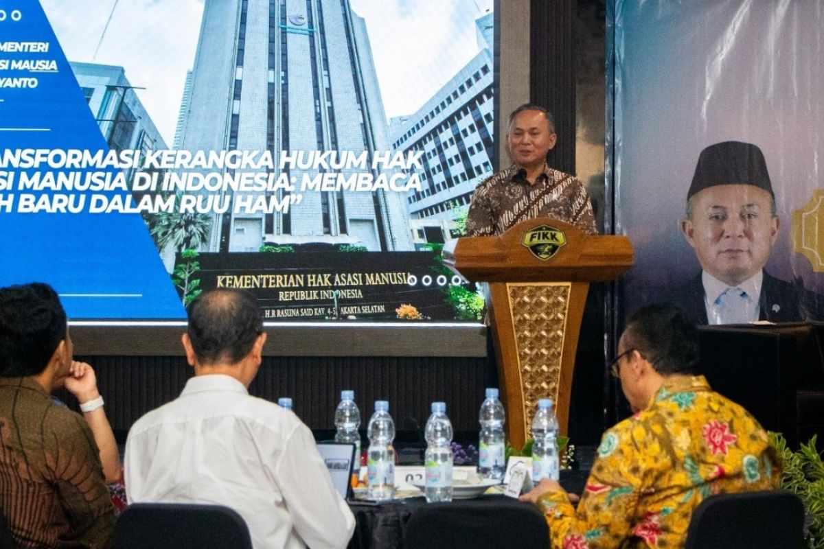 Deputy Human Rights Minister Gathers Input for HAM Law Revision at Unesa Public Hearing