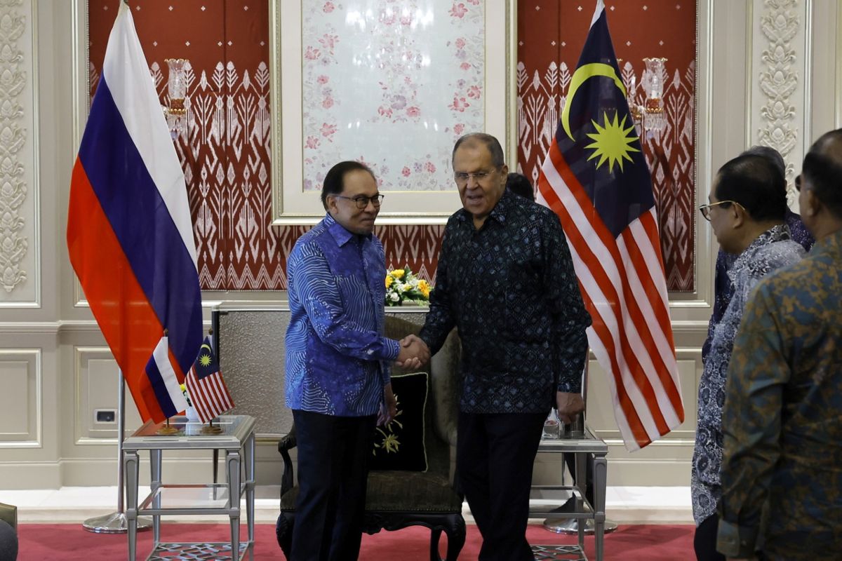 Malaysia Appreciates Russia's Readiness for Long-Term Energy Cooperation