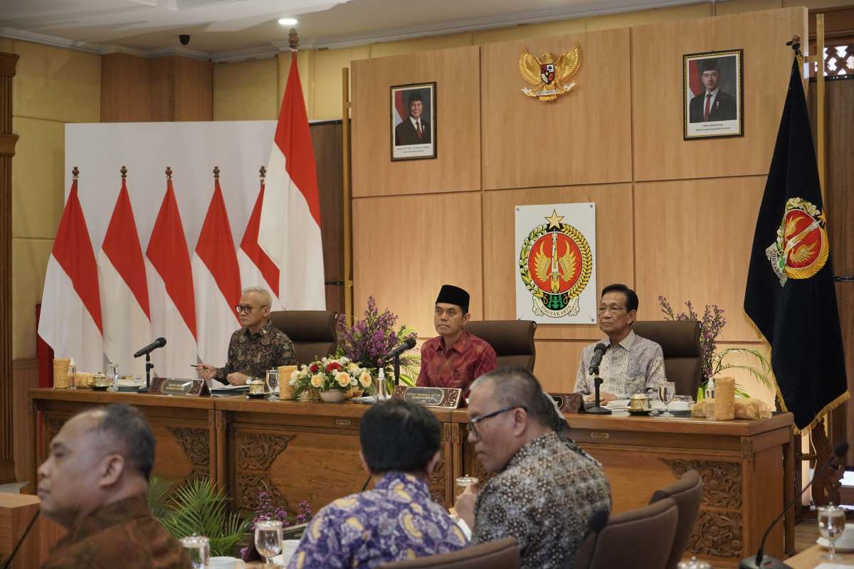 Sultan of Yogyakarta Vows Zero Tolerance for Land Misuse