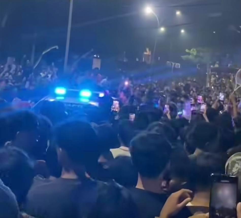 Hundreds of Unnes Students Confront Alleged Verbal Harassment Perpetrator