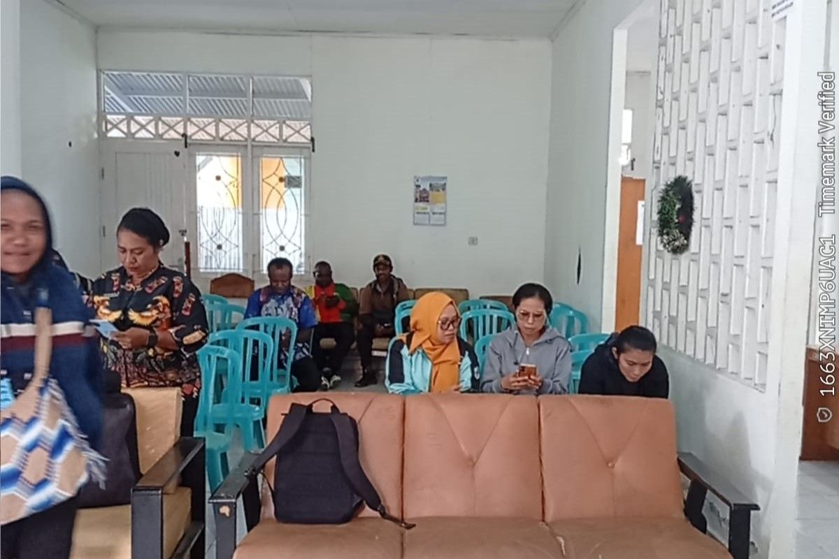 Papua Tengah Health Office Enhances Health Worker Competency in Dogiyai
