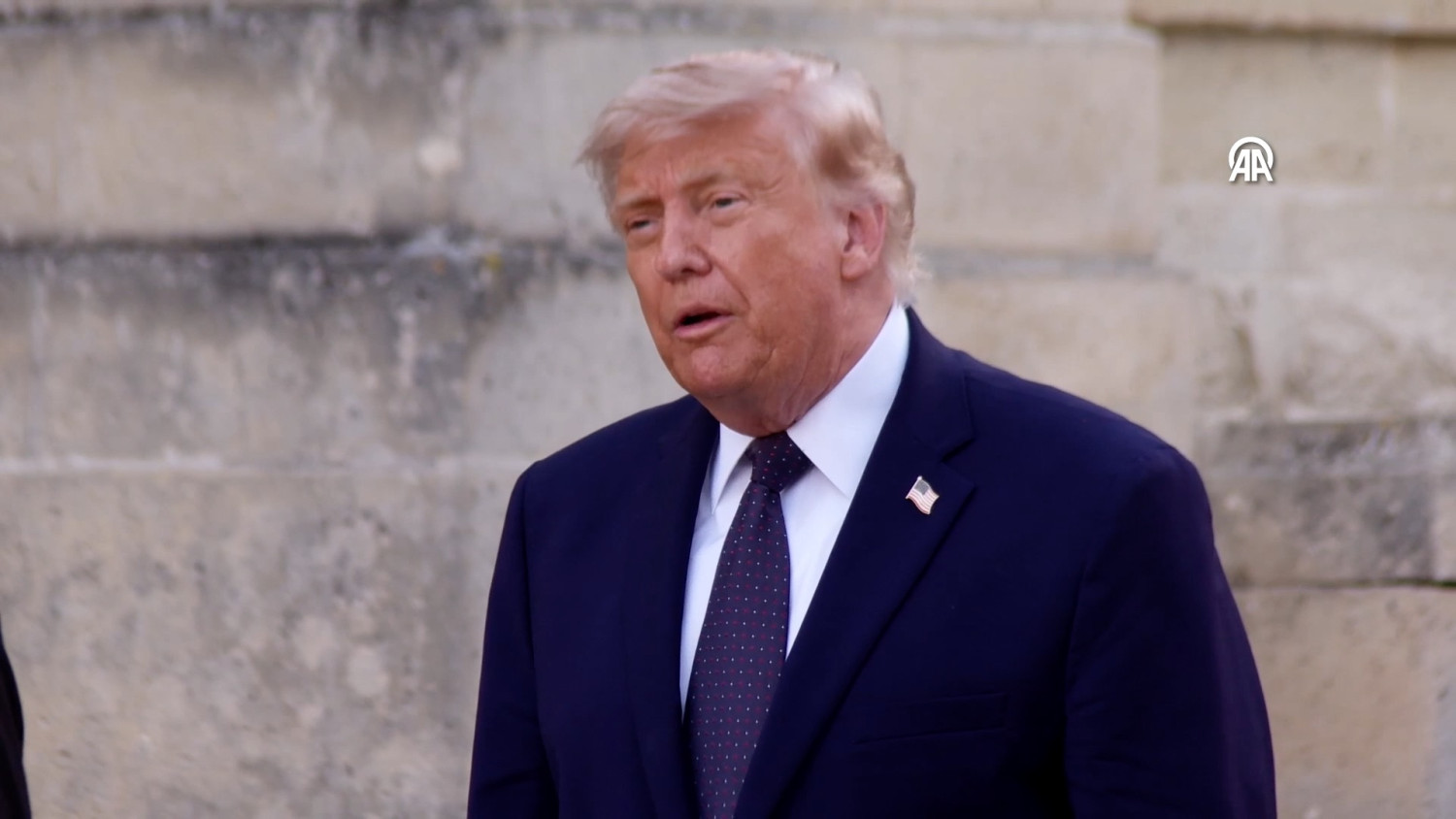 US and Iran Sign Peace Memorandum of Understanding