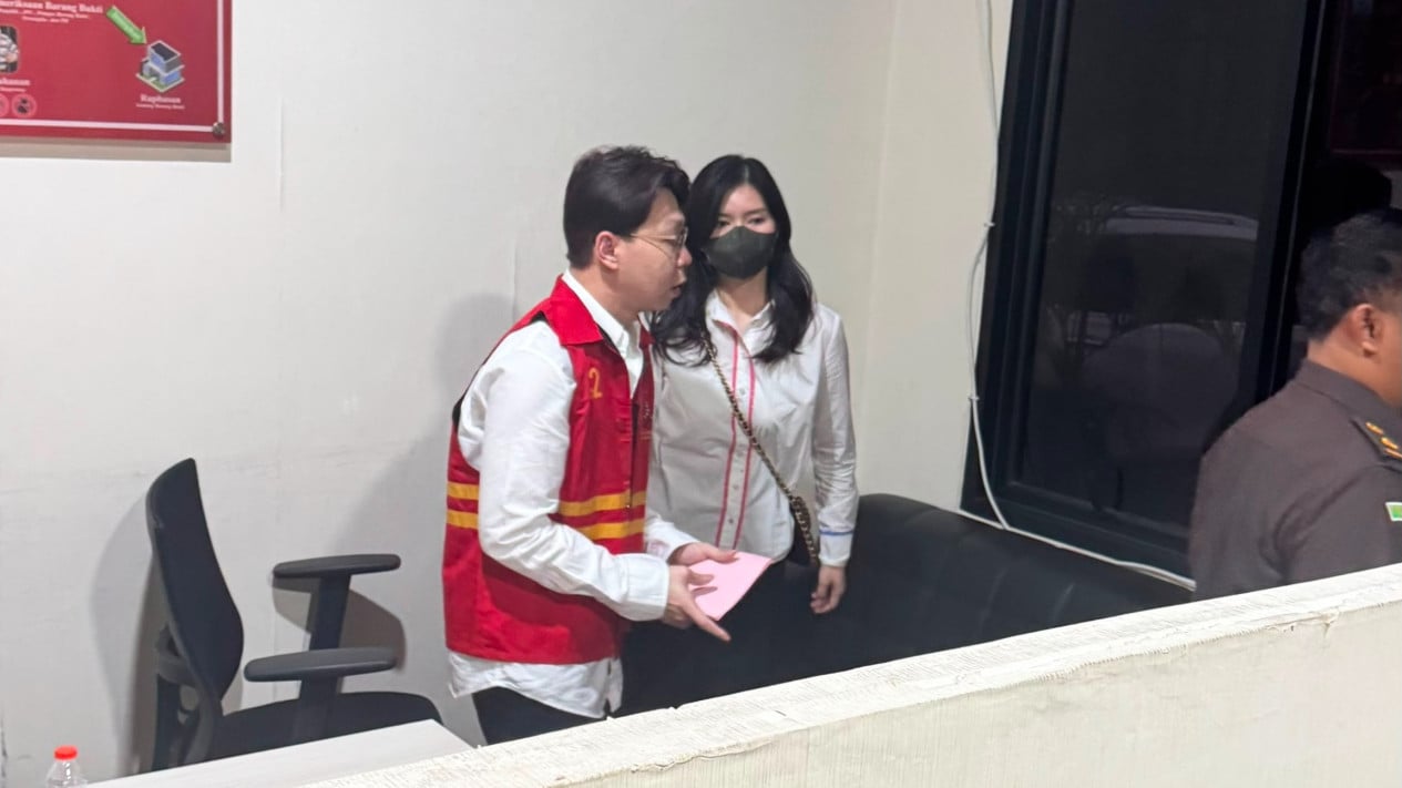 Prosecutors Reveal Allegations Richard Lee Ordered Alteration of Beauty Product Packaging