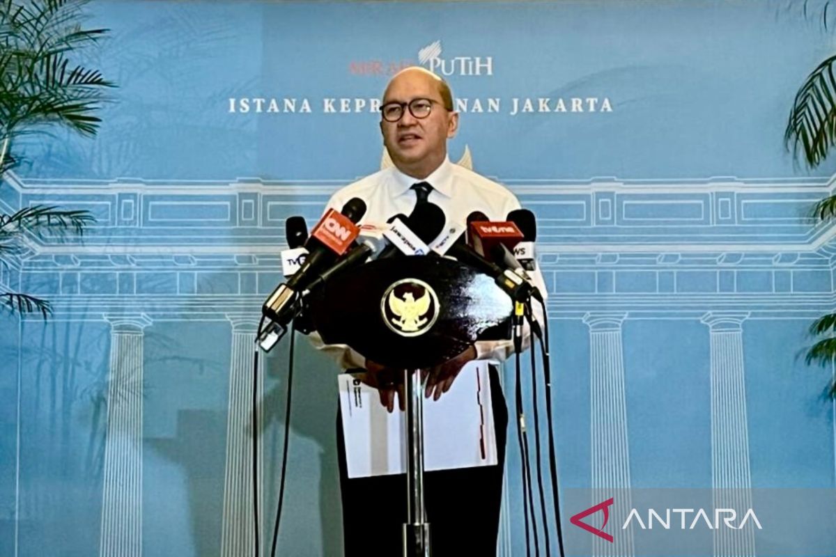 Prabowo Urges State Banks to Lower Loan Rates for MSMEs