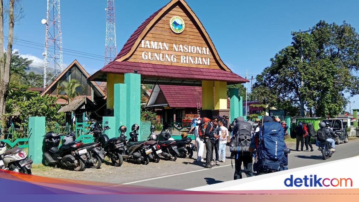 Mount Rinjani Guides to Be Required to Carry Access Cards
