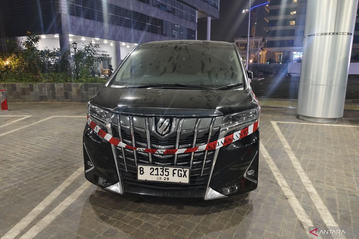 Attorney General's Office Seizes Car Belonging to Asep Yusuf in Free Nutritious Meal Case