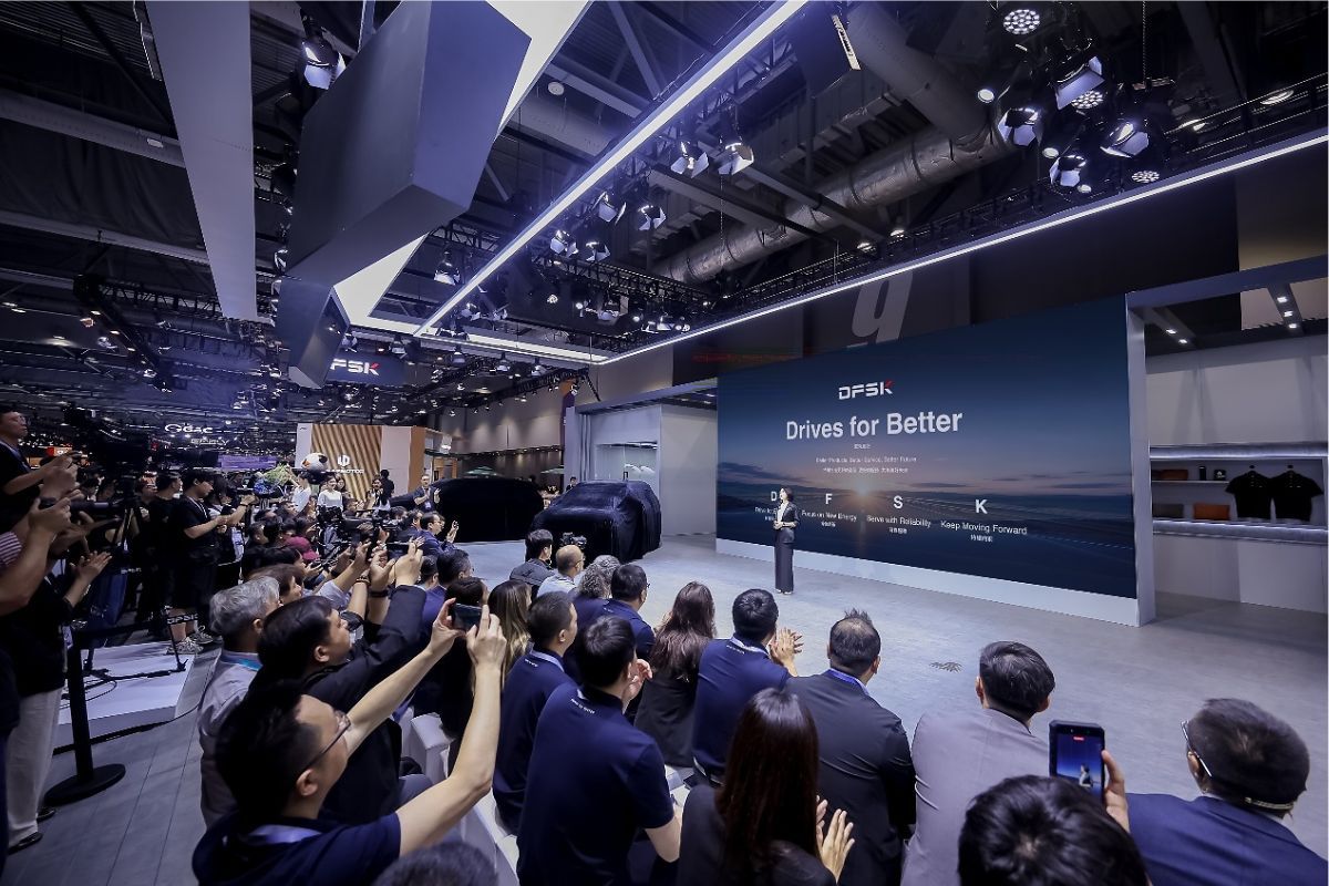 DFSK Debuts Right-Hand Drive E5 PLUS in Hong Kong, Accelerating Global Expansion