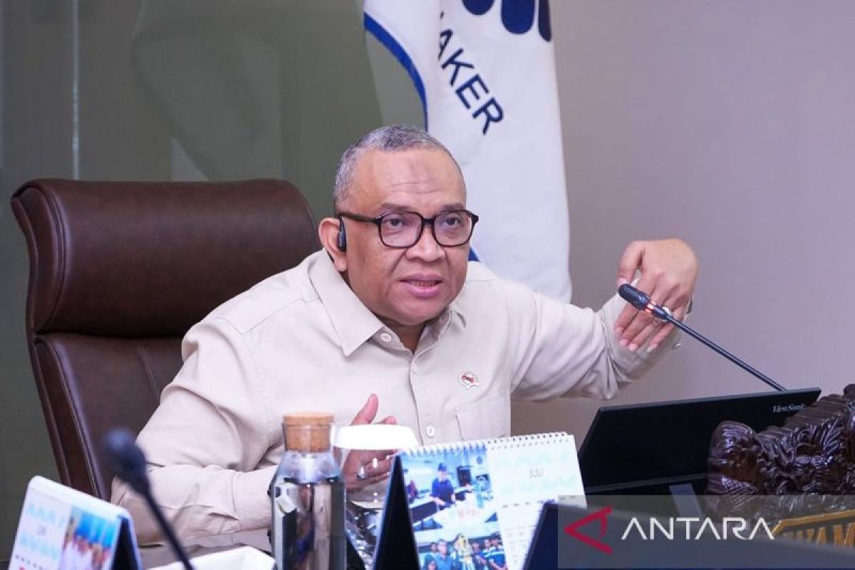 Deputy Manpower Minister: Trade unions must be involved in refining regulations