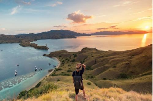 Indonesia Climbs to Second Place in World's Muslim-Friendly Destinations