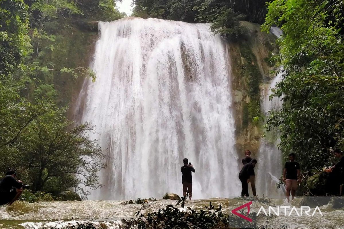 East Kalimantan protects Lingkacan Waterfall as geological heritage