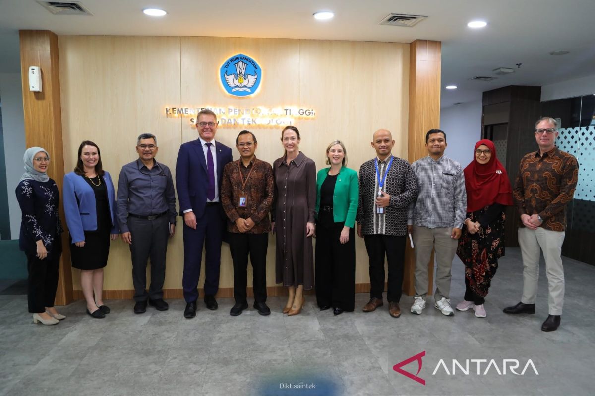 Kemdiktisaintek and Flinders University Australia Strengthen Research Collaboration